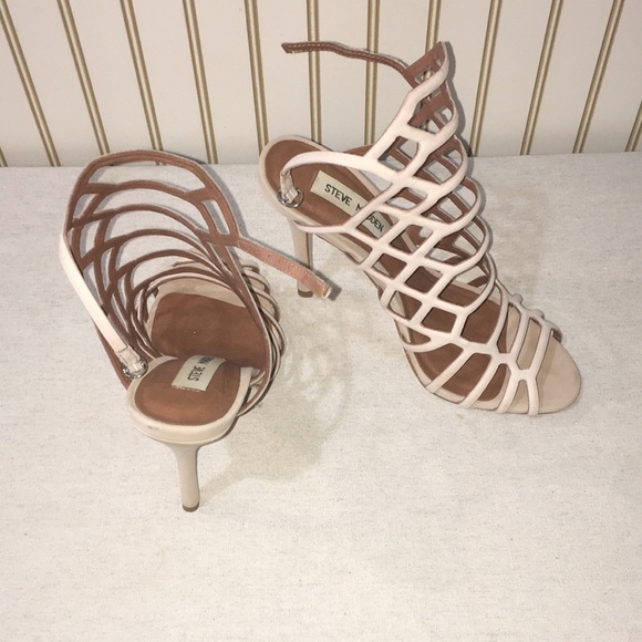 Steve Madden nude heels - Picture 2 of 2